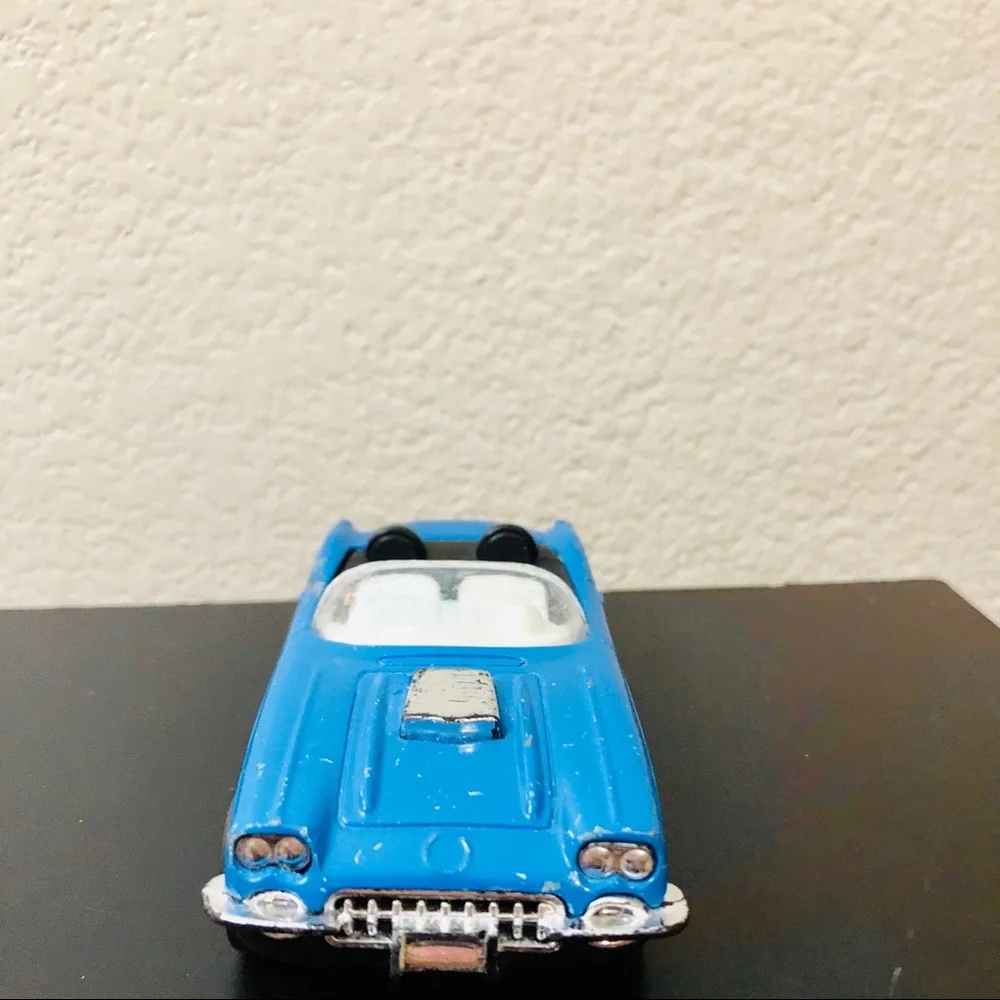 Tootsie Toy '59 Chevy Corvette Blue Toy Car